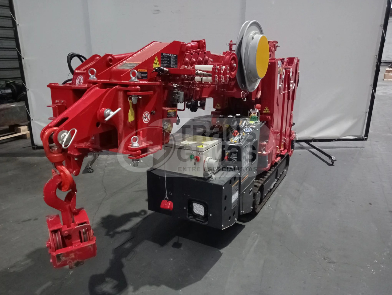 Minigrua sobre orugas UNIC URW-295CP2E - Мини-кран: фото 3 Minigrua sobre orugas UNIC URW-295CP2E - Мини-кран: фото 3