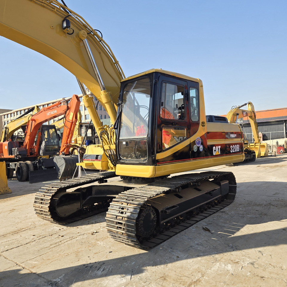 CATERPILLAR 320BL - Экскаватор: фото 2 CATERPILLAR 320BL - Экскаватор: фото 2