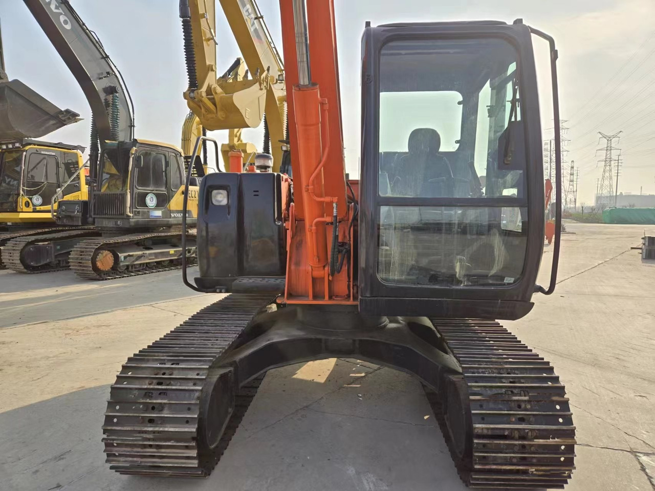 Мини-экскаватор HITACHI ZX60: фото 7 Мини-экскаватор HITACHI ZX60: фото 7