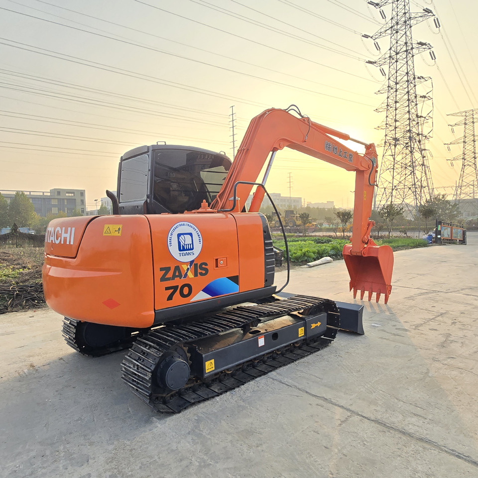 HITACHI ZX70 - Мини-экскаватор: фото 2 HITACHI ZX70 - Мини-экскаватор: фото 2