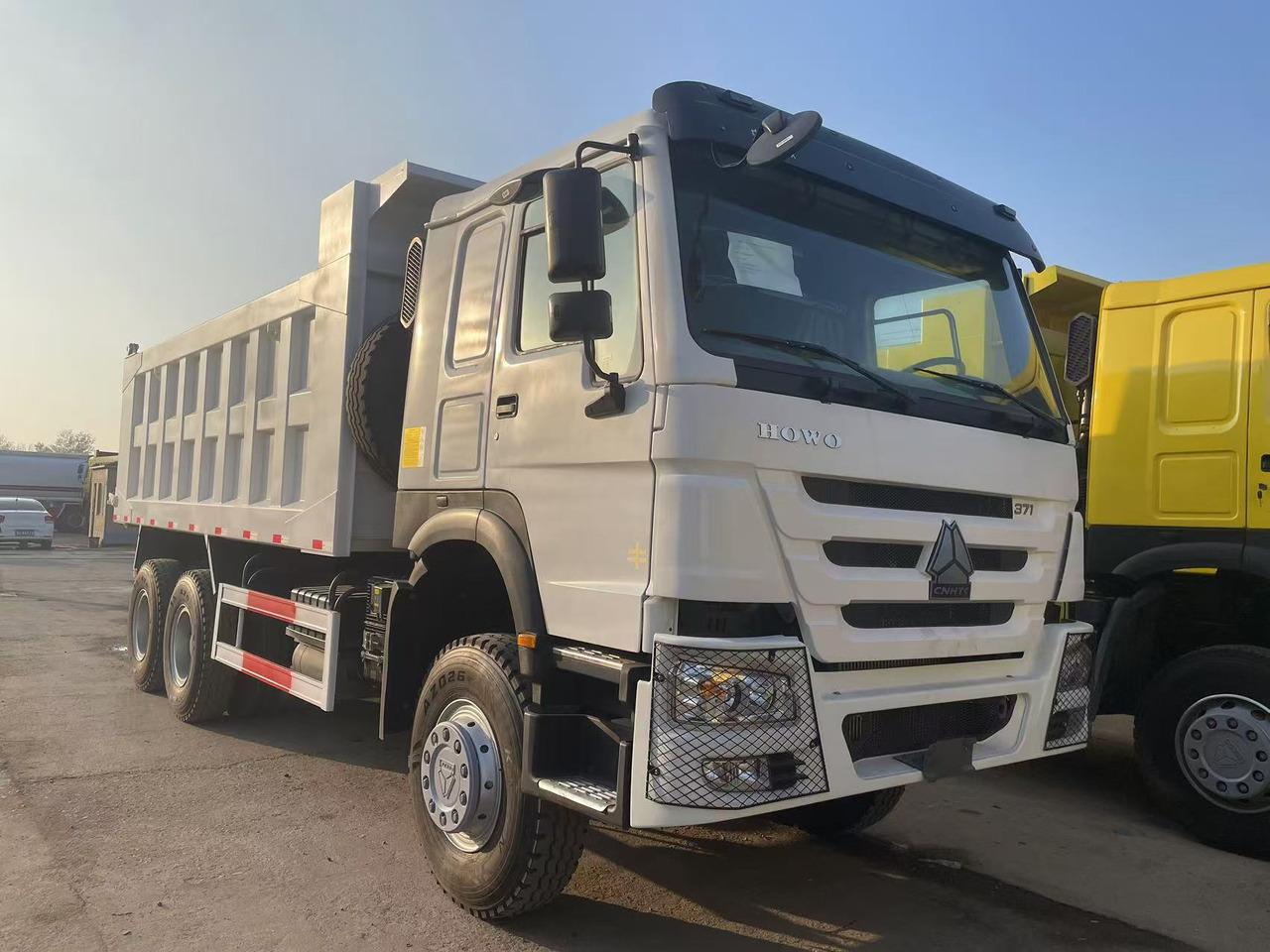 Sinotruk HOWO 371 brand new 6*4 Dump truck - Самосвал: фото 1 Sinotruk HOWO 371 brand new 6*4 Dump truck - Самосвал: фото 1