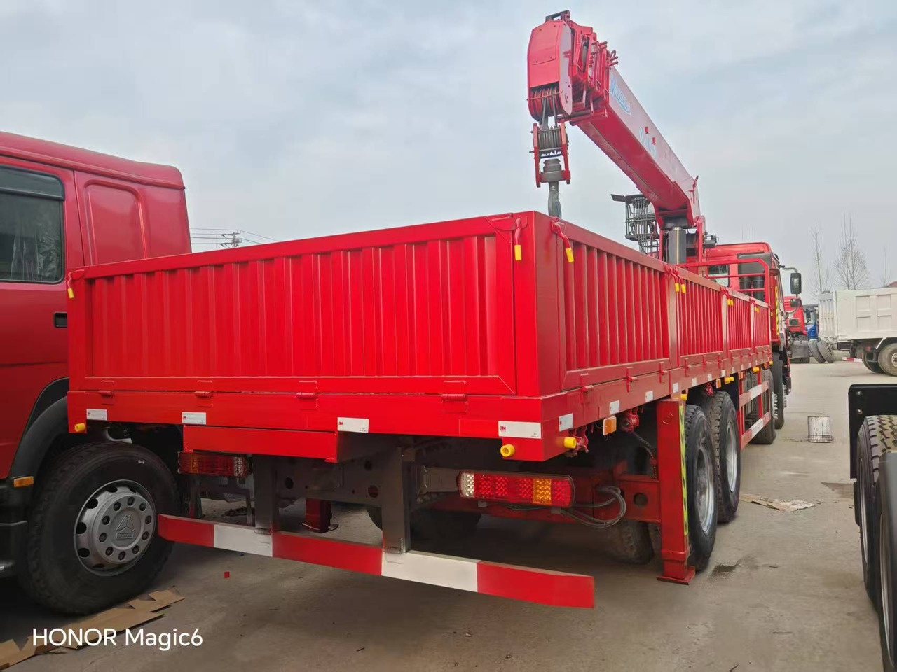 Sinotruk HOWO 8*4 Mobile crane - Мобильный кран: фото 5 Sinotruk HOWO 8*4 Mobile crane - Мобильный кран: фото 5