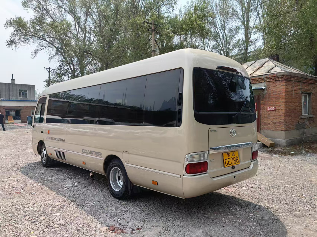 Toyota Coaster - Микроавтобус, Пассажирский фургон: фото 5 Toyota Coaster - Микроавтобус, Пассажирский фургон: фото 5