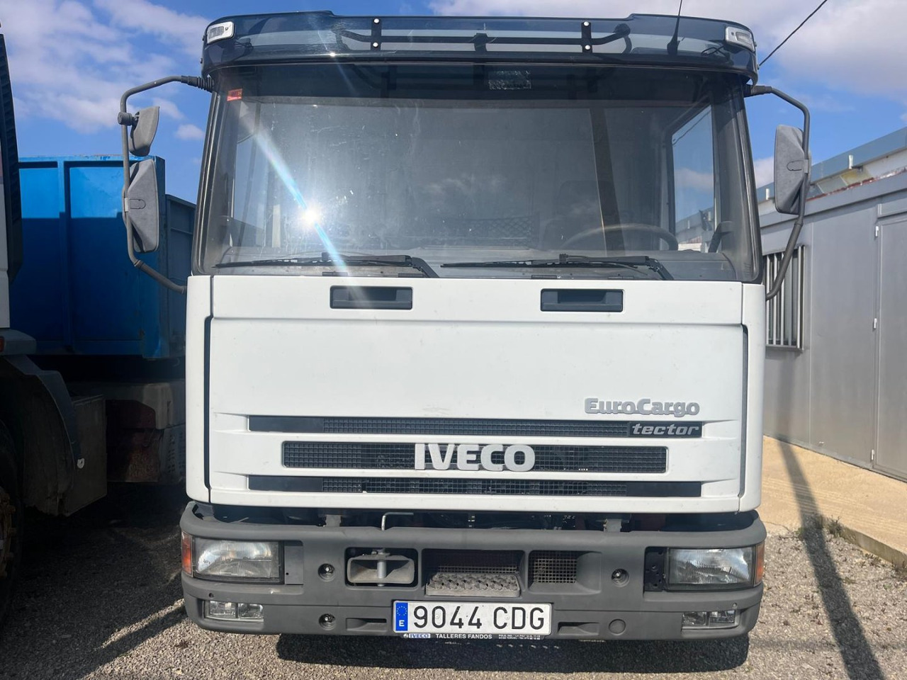 Caja cerrada IVECO Eurocargo ML80E17 - Тентованный грузовик: фото 2 Caja cerrada IVECO Eurocargo ML80E17 - Тентованный грузовик: фото 2