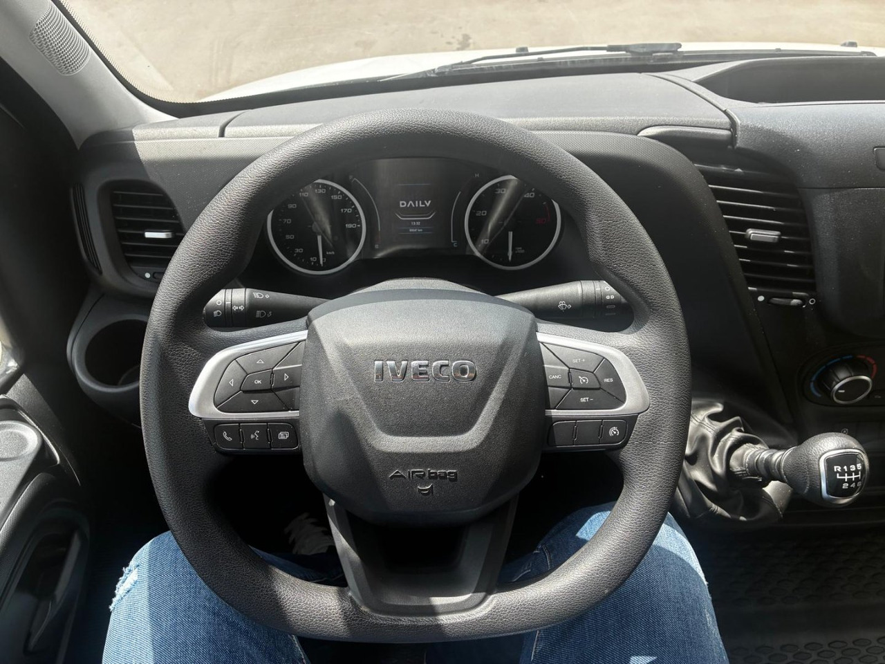 Furgón IVECO 35S14 V 12m3 в лизинг Furgón IVECO 35S14 V 12m3: фото 10 Furgón IVECO 35S14 V 12m3 в лизинг Furgón IVECO 35S14 V 12m3: фото 10