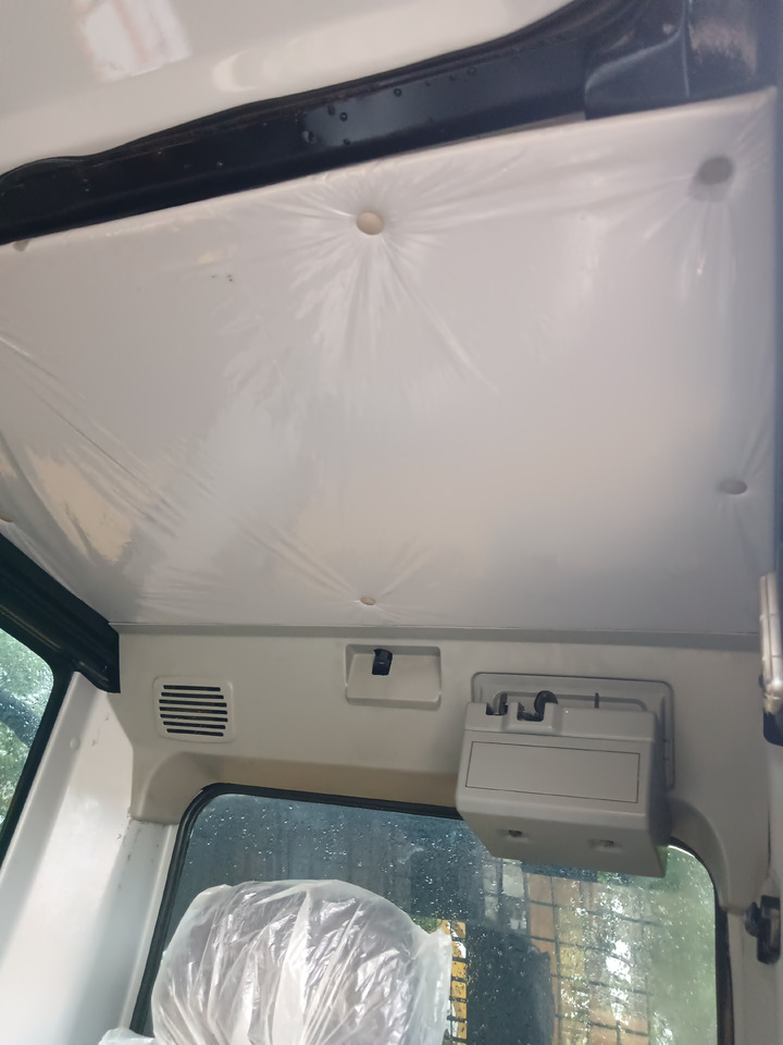 CAT 324D2L - Гусеничный экскаватор: фото 2 CAT 324D2L - Гусеничный экскаватор: фото 2