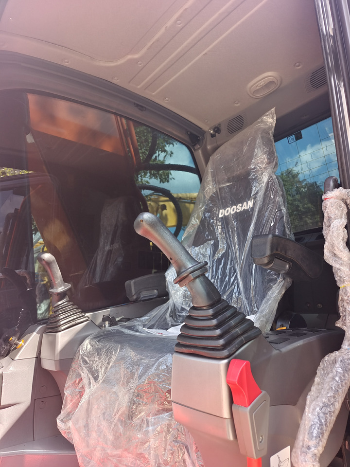 DOOSAN DX225LCA DX225 LC-9C - Гусеничный экскаватор: фото 4 DOOSAN DX225LCA DX225 LC-9C - Гусеничный экскаватор: фото 4