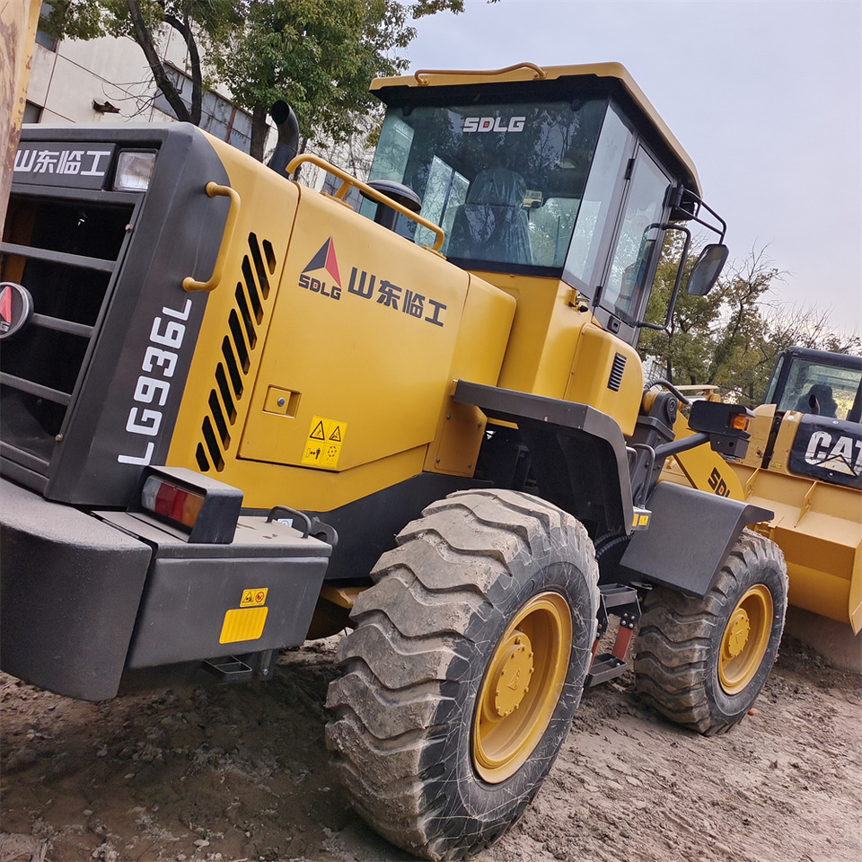 SDLG 936L - Колёсный погрузчик: фото 2 SDLG 936L - Колёсный погрузчик: фото 2