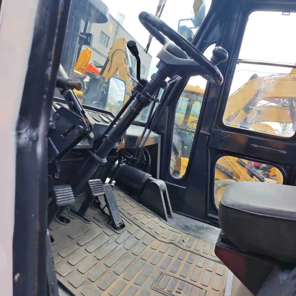 TCM FD100 10 TON - Дизельный погрузчик: фото 5 TCM FD100 10 TON - Дизельный погрузчик: фото 5