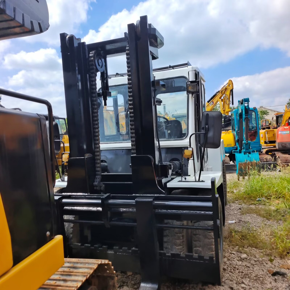 TCM FD100 10 TON - Дизельный погрузчик: фото 3 TCM FD100 10 TON - Дизельный погрузчик: фото 3