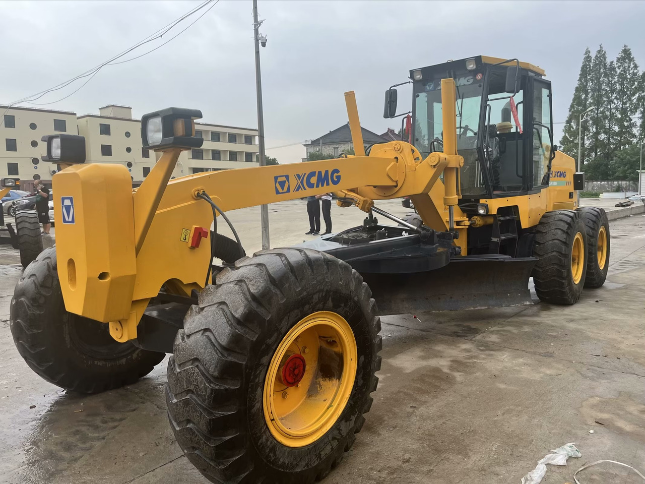 XCMG GR180 GR1803 GR2153 - Грейдер: фото 5 XCMG GR180 GR1803 GR2153 - Грейдер: фото 5
