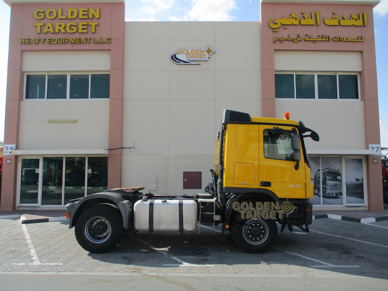 MERCEDES-BENZ Actros 2048 4x4 Head Truck - Тягач: фото 5 MERCEDES-BENZ Actros 2048 4x4 Head Truck - Тягач: фото 5