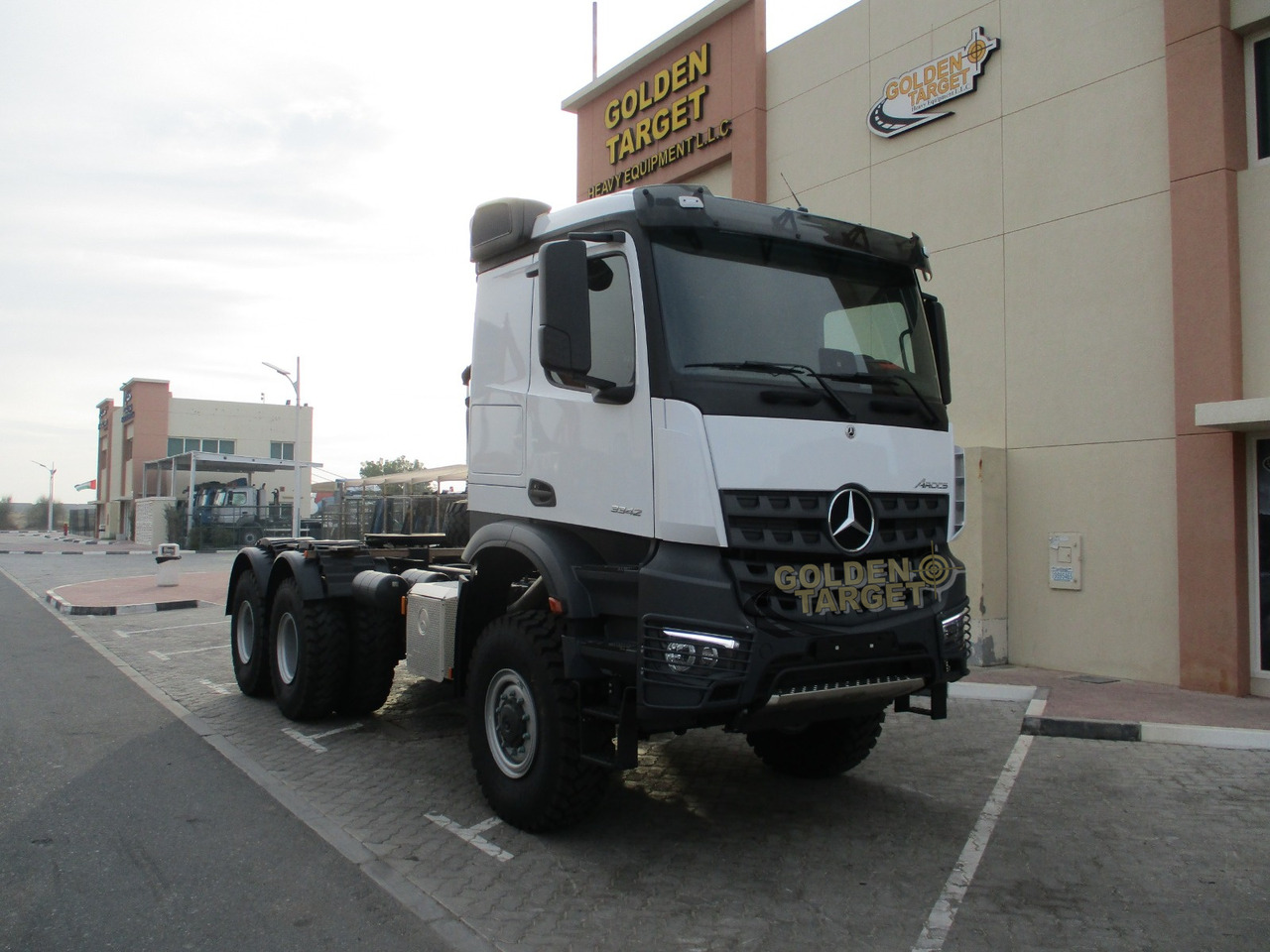 Mercedes-Benz Arocs 3342 6x6 Head Truck - Тягач: фото 1 Mercedes-Benz Arocs 3342 6x6 Head Truck - Тягач: фото 1