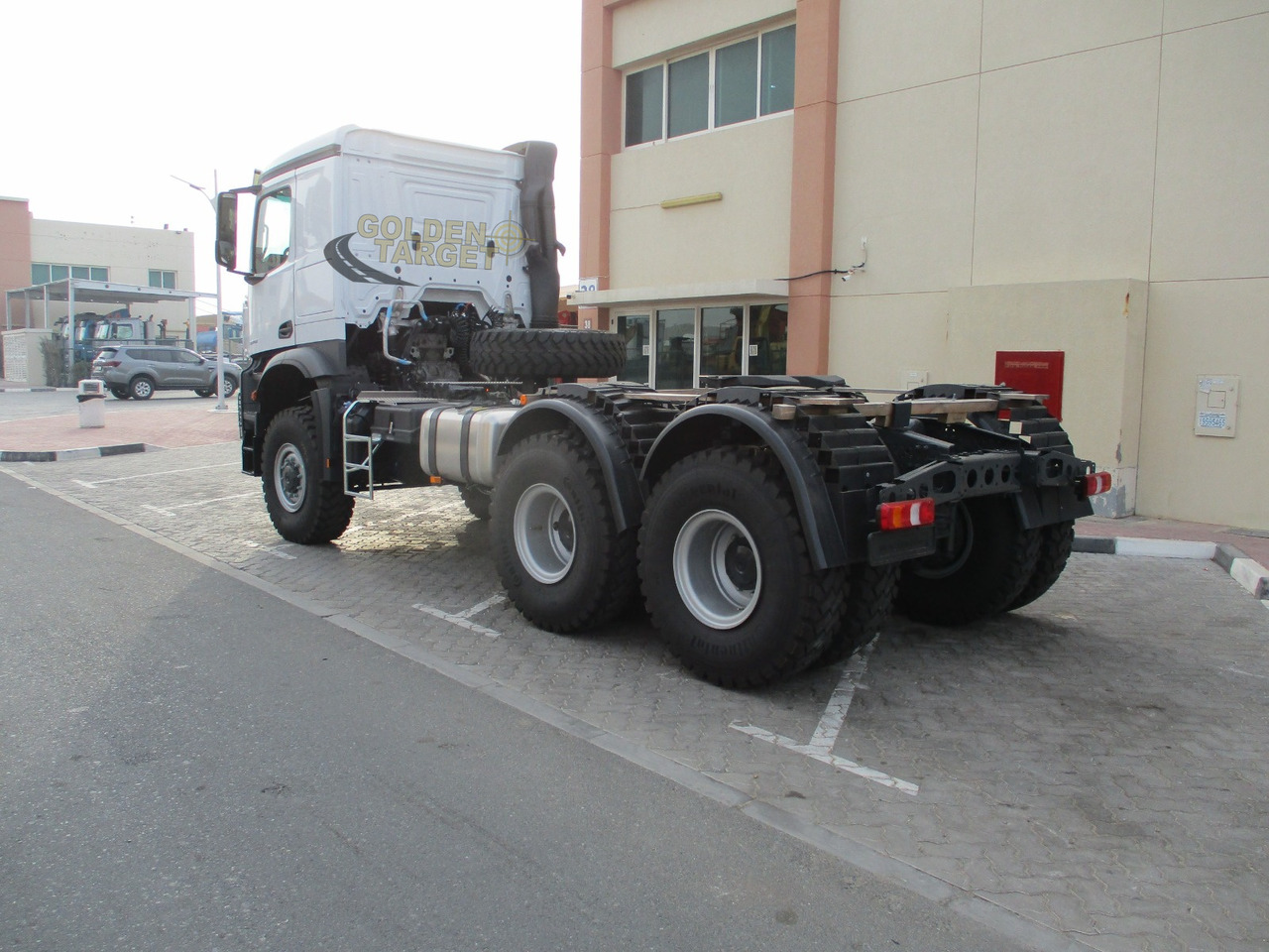 Mercedes-Benz Arocs 3342 6x6 Head Truck - Тягач: фото 4 Mercedes-Benz Arocs 3342 6x6 Head Truck - Тягач: фото 4