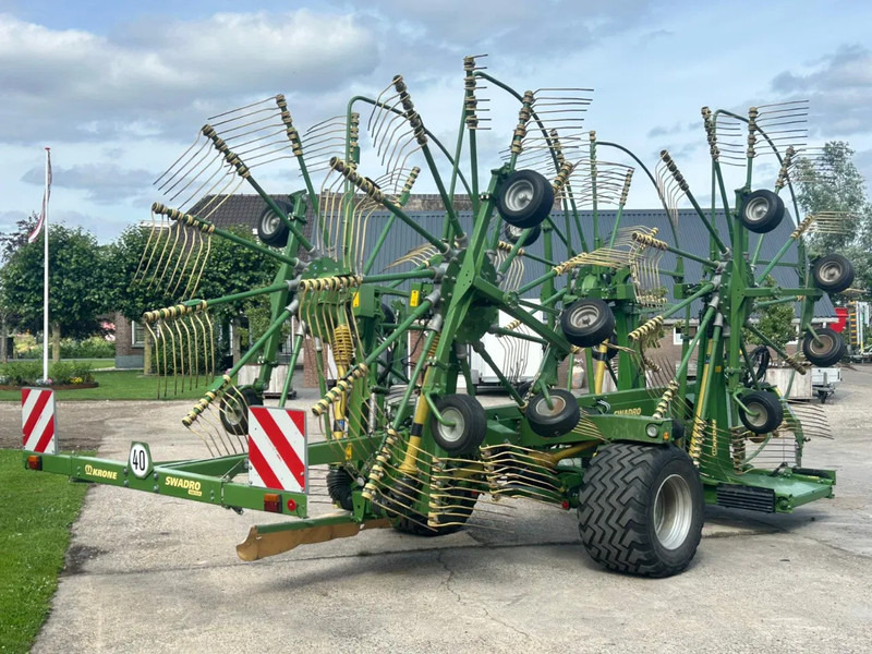 Krone Krone swadro 1400 Plus Zwadhark 4 rotor hark - Сеноворошилка: фото 4 Krone Krone swadro 1400 Plus Zwadhark 4 rotor hark - Сеноворошилка: фото 4