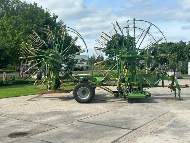 Krone Krone swadro 1400 Plus Zwadhark 4 rotor hark - Сеноворошилка: фото 1 Krone Krone swadro 1400 Plus Zwadhark 4 rotor hark - Сеноворошилка: фото 1