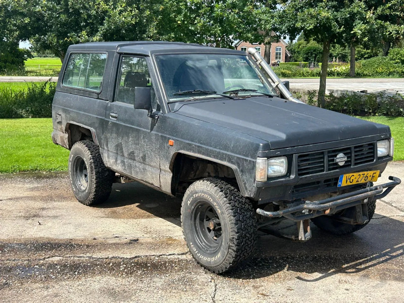 Nissan Patrol Patrol R 2.8 Turbo Diesel GRIJS KENTEKEN YOUNG TIMER - Легковой автомобиль: фото 1 Nissan Patrol Patrol R 2.8 Turbo Diesel GRIJS KENTEKEN YOUNG TIMER - Легковой автомобиль: фото 1
