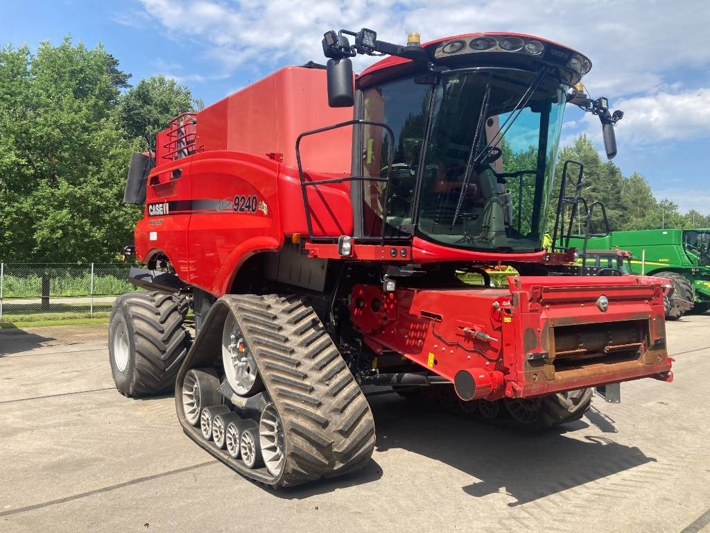 Case IH 9240 - Зерноуборочный комбайн: фото 3 Case IH 9240 - Зерноуборочный комбайн: фото 3