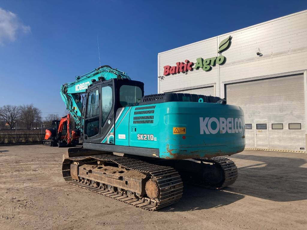 Kobelco SK 210 LC-10 - Гусеничный экскаватор: фото 2 Kobelco SK 210 LC-10 - Гусеничный экскаватор: фото 2