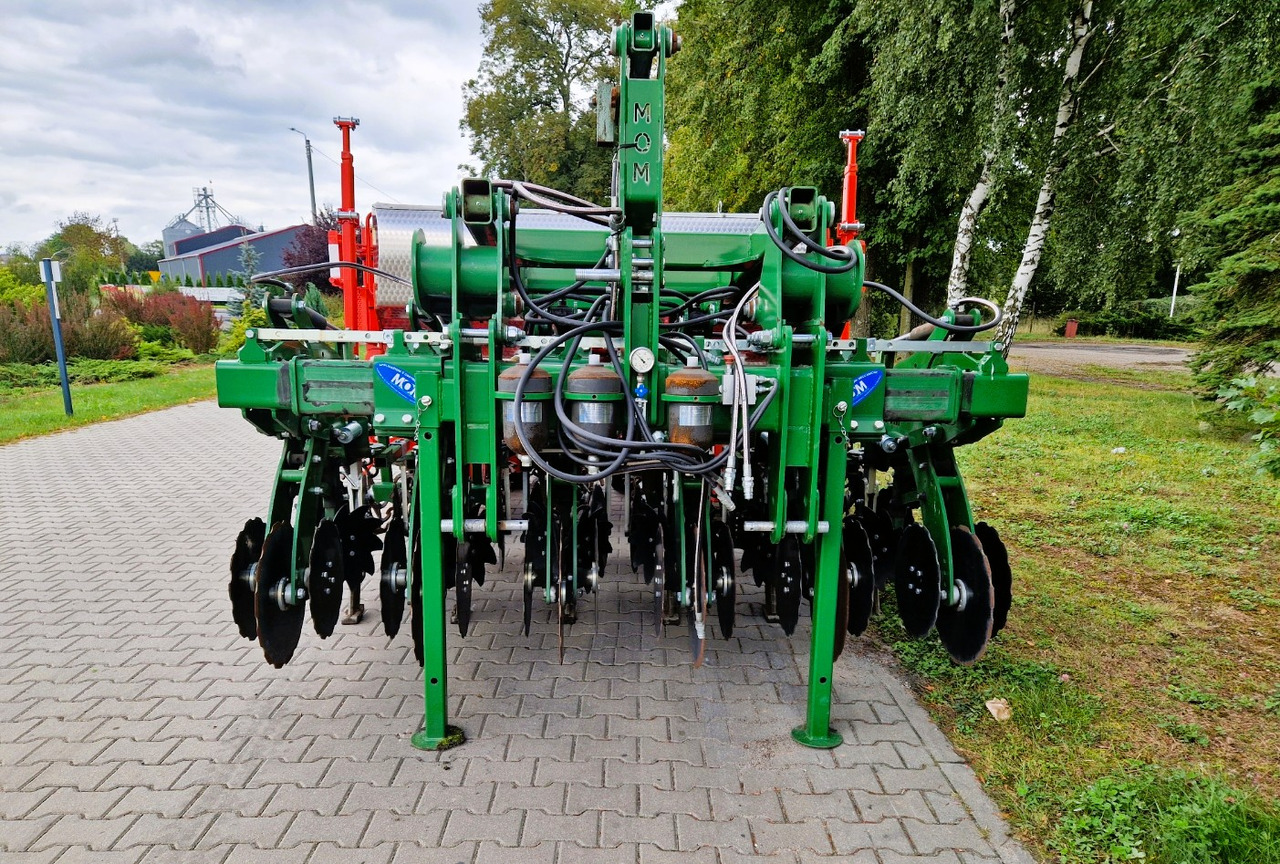 MASCHIO GASPARDO + Moretto MOM MAGA 6R + Strip Hawk - Сеялка точного высева: фото 2 MASCHIO GASPARDO + Moretto MOM MAGA 6R + Strip Hawk - Сеялка точного высева: фото 2