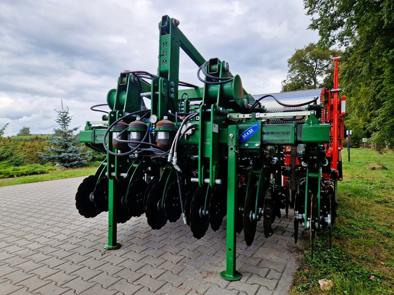 MASCHIO GASPARDO + Moretto MOM MAGA 6R + Strip Hawk - Сеялка точного высева: фото 4 MASCHIO GASPARDO + Moretto MOM MAGA 6R + Strip Hawk - Сеялка точного высева: фото 4