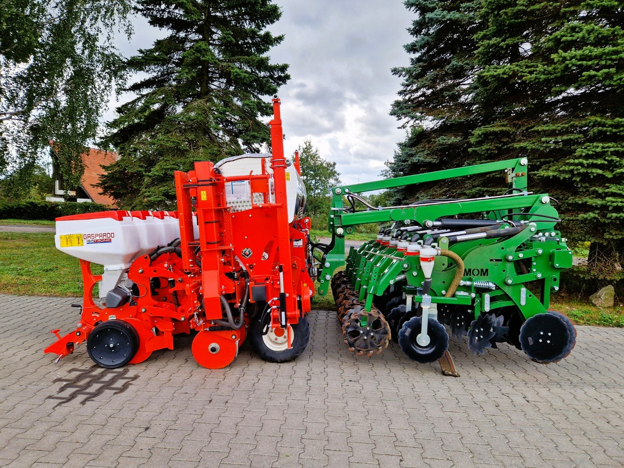 MASCHIO GASPARDO + Moretto MOM MAGA 6R + Strip Hawk - Сеялка точного высева: фото 1 MASCHIO GASPARDO + Moretto MOM MAGA 6R + Strip Hawk - Сеялка точного высева: фото 1