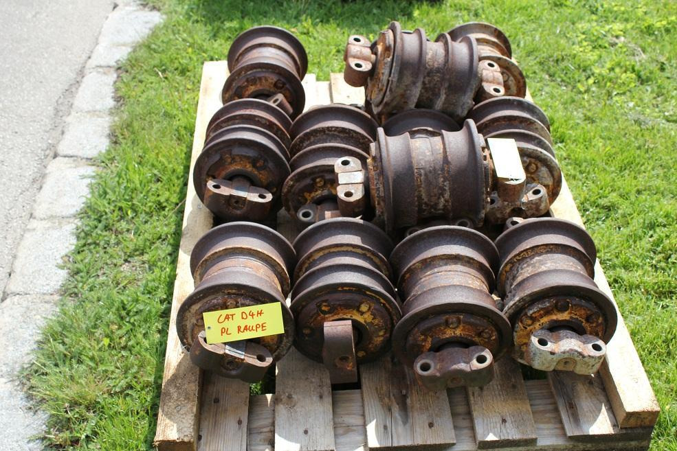 Caterpillar D 4-H - Опорный каток для Строительной техники: фото 2 Caterpillar D 4-H - Опорный каток для Строительной техники: фото 2