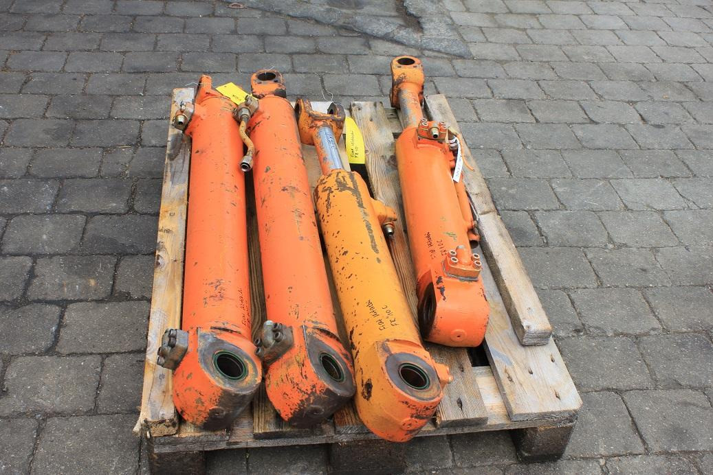 Fiat-Allis FR 10 - Гидравлический цилиндр для Строительной техники: фото 4 Fiat-Allis FR 10 - Гидравлический цилиндр для Строительной техники: фото 4