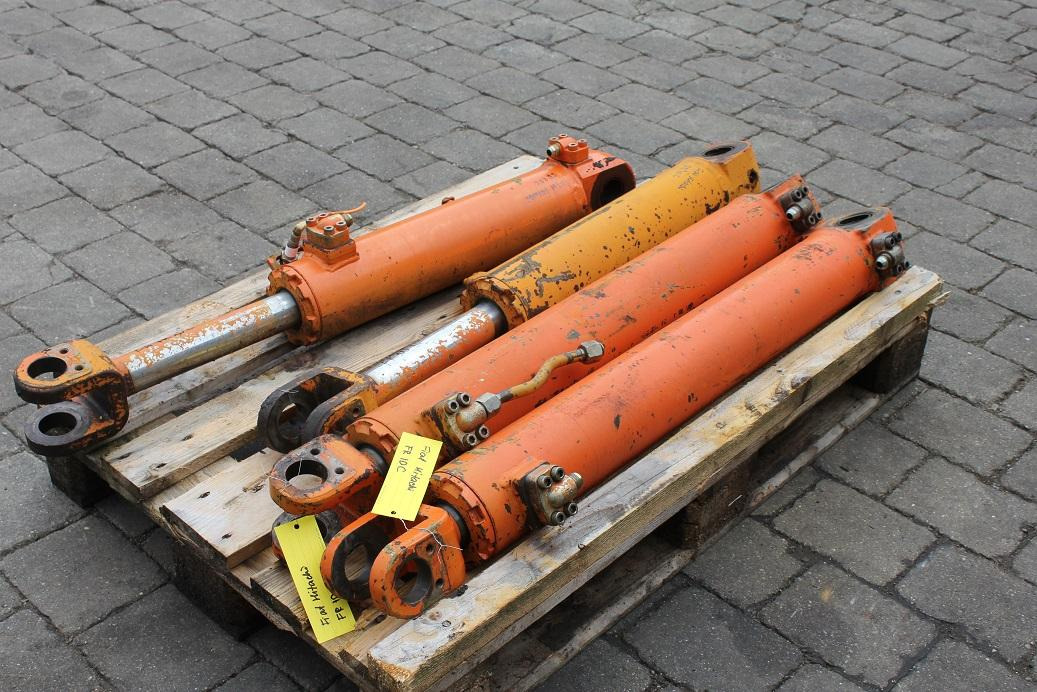 Fiat-Allis FR 10 - Гидравлический цилиндр для Строительной техники: фото 1 Fiat-Allis FR 10 - Гидравлический цилиндр для Строительной техники: фото 1