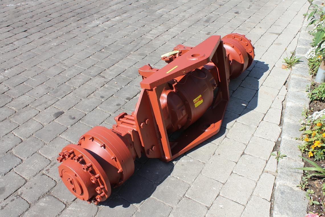 Hanomag 22 D-C - Ось и запчасти для Строительной техники: фото 1 Hanomag 22 D-C - Ось и запчасти для Строительной техники: фото 1