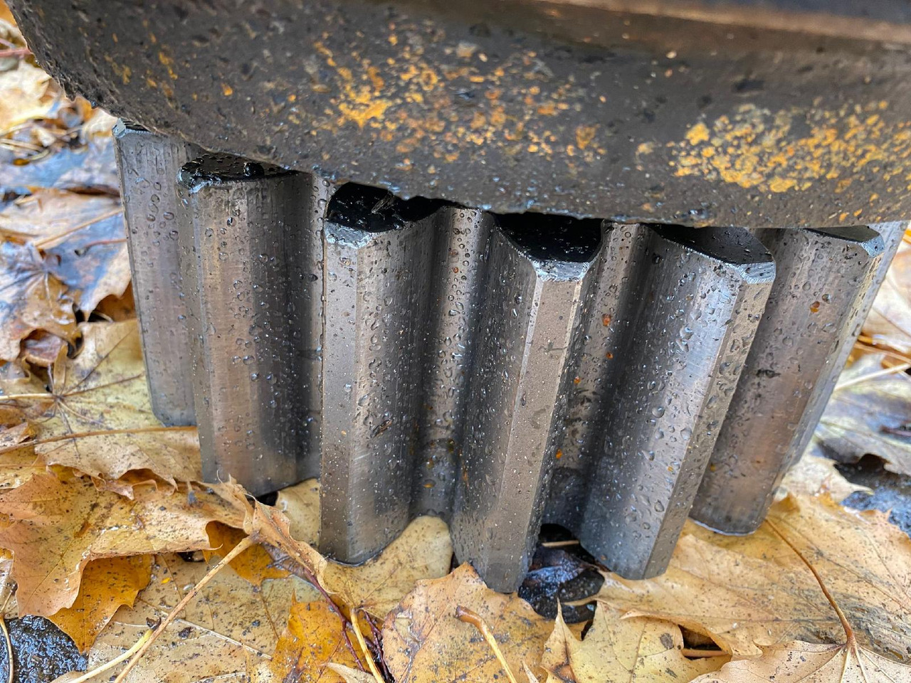 Holland E 305 - Поворотный редуктор для Строительной техники: фото 3 Holland E 305 - Поворотный редуктор для Строительной техники: фото 3