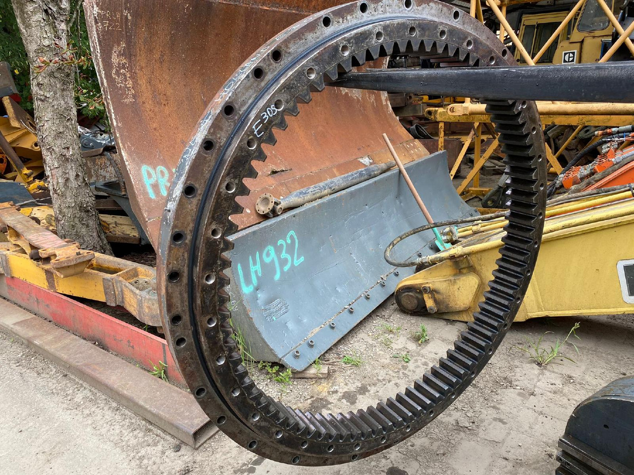 Holland E305 - Поворотное кольцо для Строительной техники: фото 5 Holland E305 - Поворотное кольцо для Строительной техники: фото 5