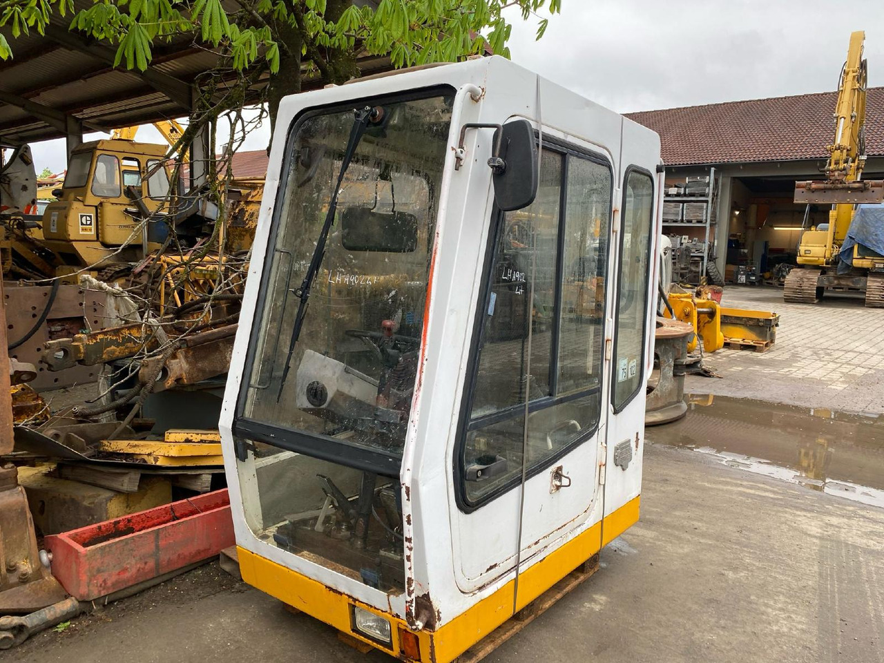 Liebherr A902 Lit - Кабина для Строительной техники: фото 1 Liebherr A902 Lit - Кабина для Строительной техники: фото 1