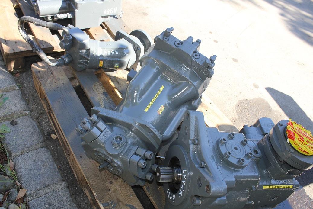 Liebherr R 984 - Гидравлика для Строительной техники: фото 3 Liebherr R 984 - Гидравлика для Строительной техники: фото 3