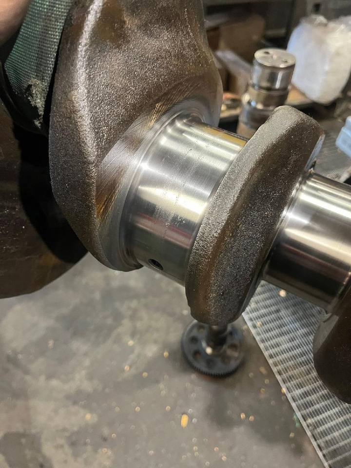 Volvo D 13 J aus L 220 - Блок цилиндров для Грузовиков: фото 4 Volvo D 13 J aus L 220 - Блок цилиндров для Грузовиков: фото 4