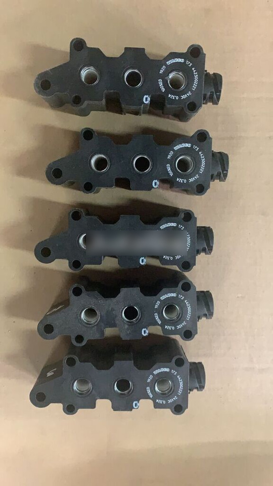 WABCO ECAS 4422032641 WABCO - Запчасти для Прицепов: фото 2 WABCO ECAS 4422032641 WABCO - Запчасти для Прицепов: фото 2