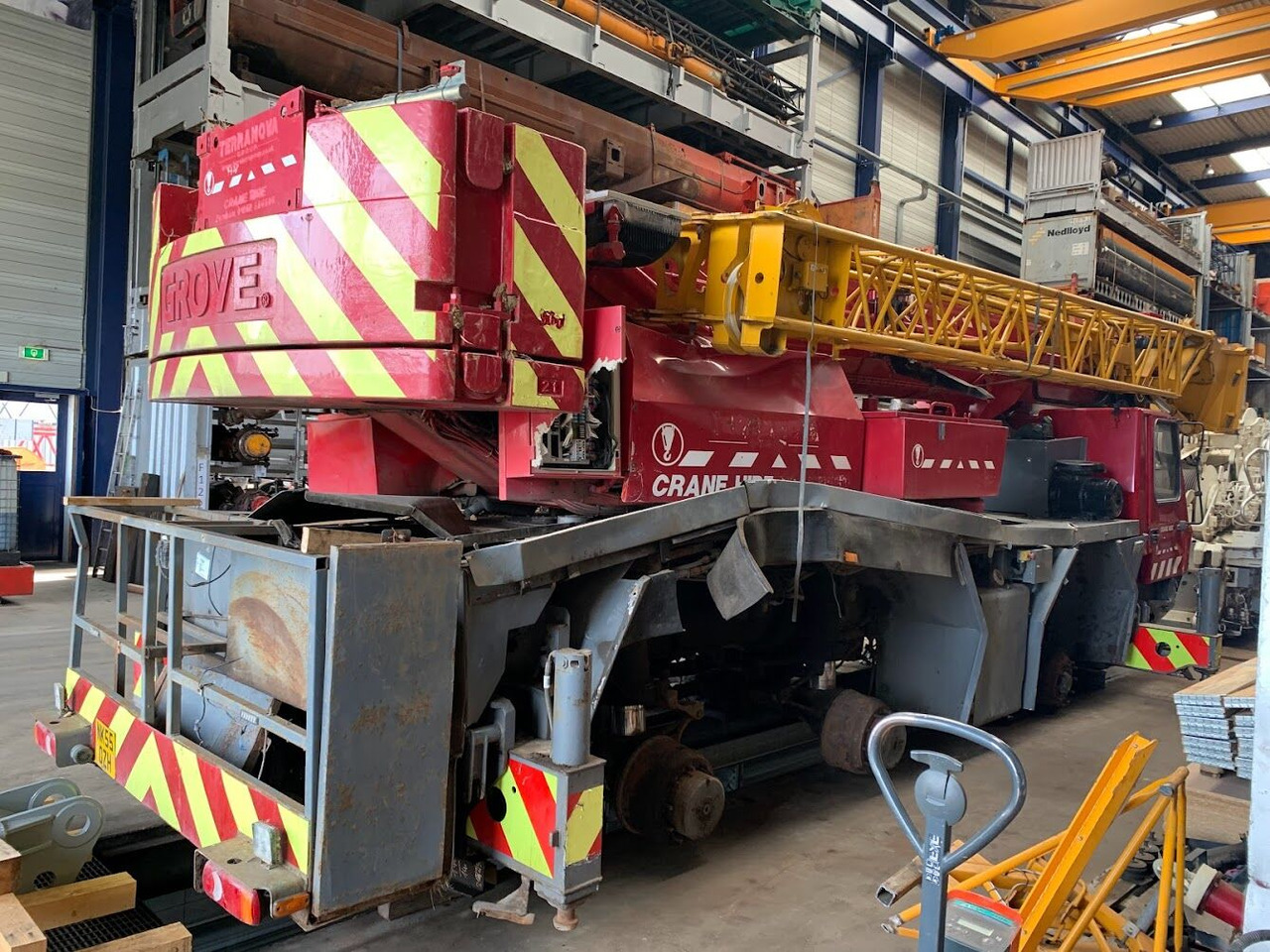 Grove GMK 3055 - Мобильный кран: фото 4 Grove GMK 3055 - Мобильный кран: фото 4