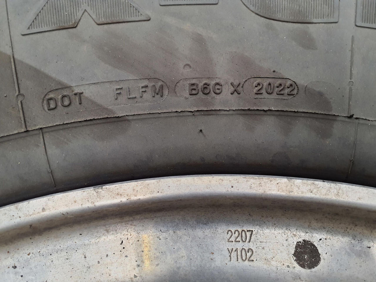 Grove Wheel 445/95R25 12 9 2p alu - Колесо для Кранов: фото 4 Grove Wheel 445/95R25 12 9 2p alu - Колесо для Кранов: фото 4