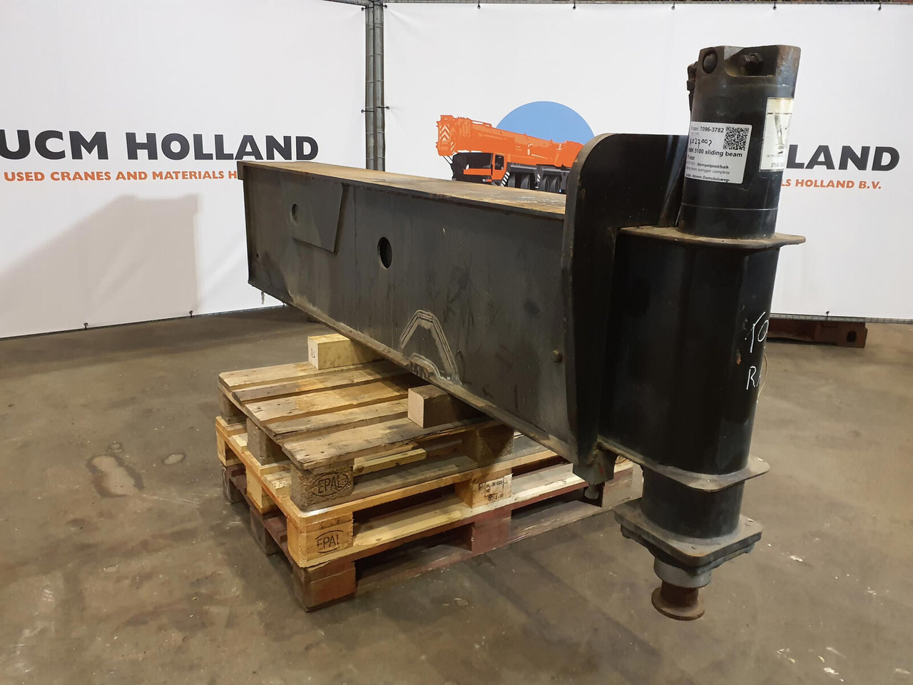 Krupp KMK 5100 sliding beam rear - Подвеска для Мобильных кранов: фото 1 Krupp KMK 5100 sliding beam rear - Подвеска для Мобильных кранов: фото 1