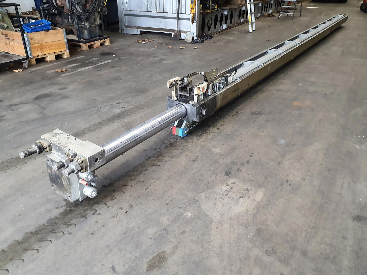 Liebherr LTM 1100-5.2 telescopic cylinder - Гидравлический цилиндр для Кранов: фото 1 Liebherr LTM 1100-5.2 telescopic cylinder - Гидравлический цилиндр для Кранов: фото 1