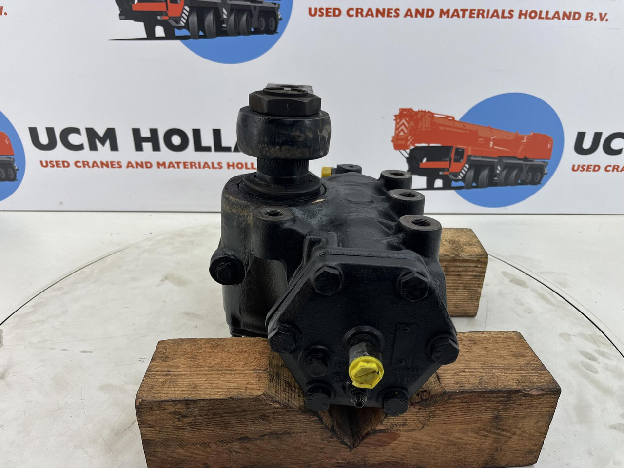 Terex AC 50-1 steering box with lever - Рулевой механизм для Мобильных кранов: фото 4 Terex AC 50-1 steering box with lever - Рулевой механизм для Мобильных кранов: фото 4