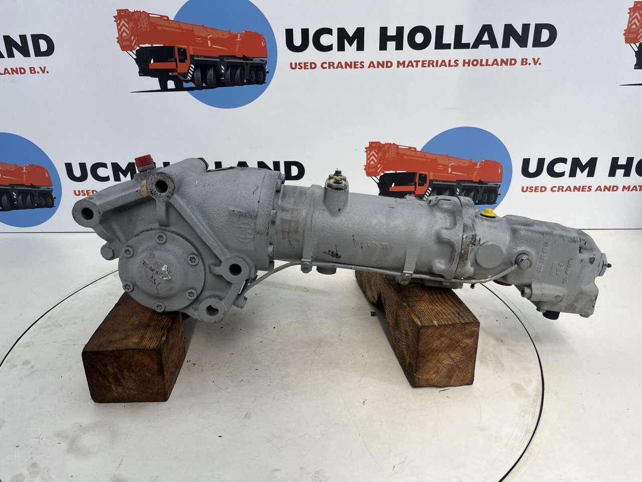 Terex C 400 steering box - Рулевой механизм для Мобильных кранов: фото 5 Terex C 400 steering box - Рулевой механизм для Мобильных кранов: фото 5