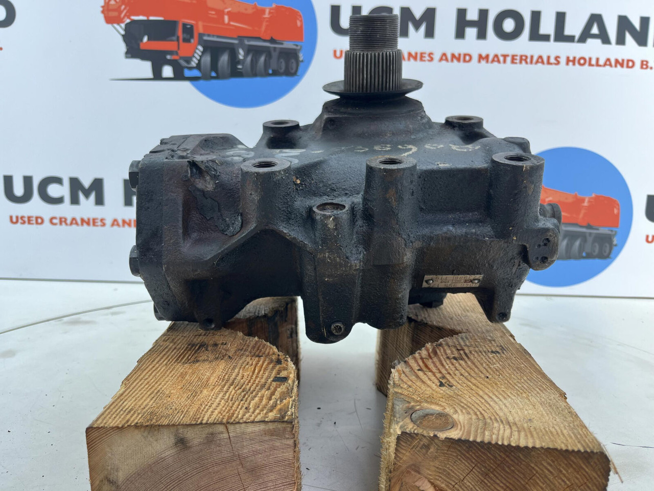 Terex PPM 480 ATT steering box - Рулевой механизм для Кранов: фото 5 Terex PPM 480 ATT steering box - Рулевой механизм для Кранов: фото 5