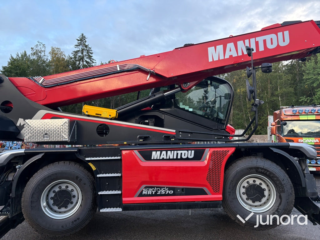 Teleskoplastare - Manitou, MRT 2570, inkl. tillbehör в лизинг Teleskoplastare - Manitou, MRT 2570, inkl. tillbehör: фото 9 Teleskoplastare - Manitou, MRT 2570, inkl. tillbehör в лизинг Teleskoplastare - Manitou, MRT 2570, inkl. tillbehör: фото 9