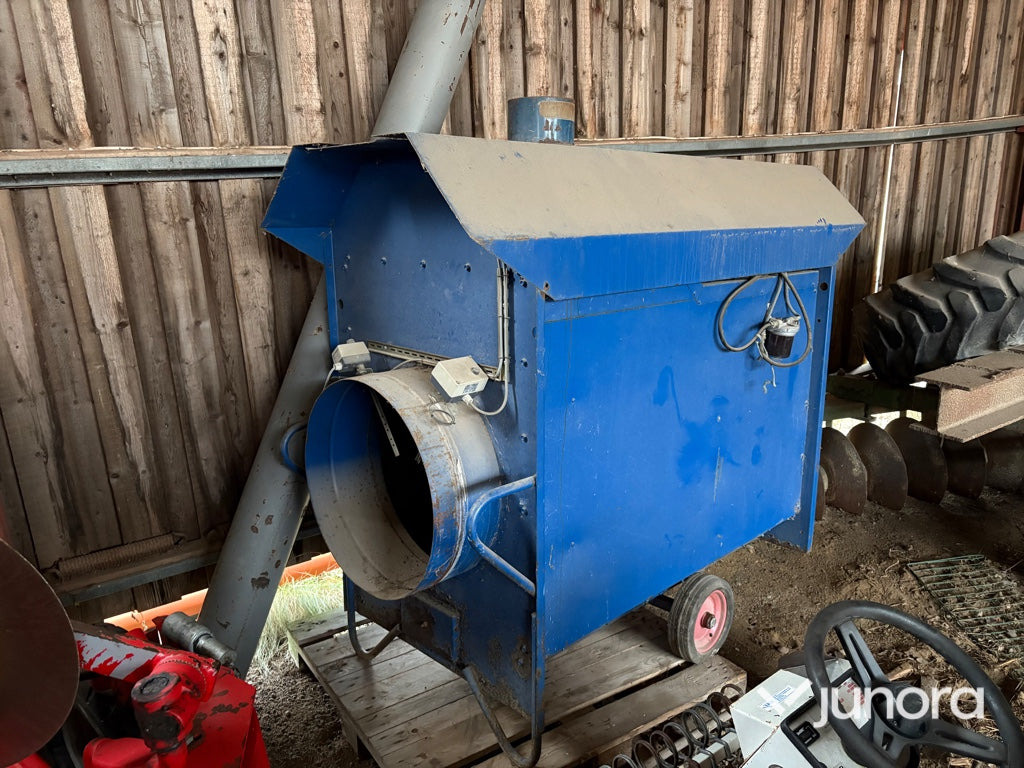 Varmluftspanna - Akron 817M 194kW - Тепловая пушка: фото 1 Varmluftspanna - Akron 817M 194kW - Тепловая пушка: фото 1