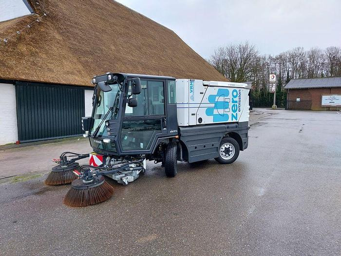 Schmidt eSwingo 200 - Подметально-уборочная машина: фото 2 Schmidt eSwingo 200 - Подметально-уборочная машина: фото 2