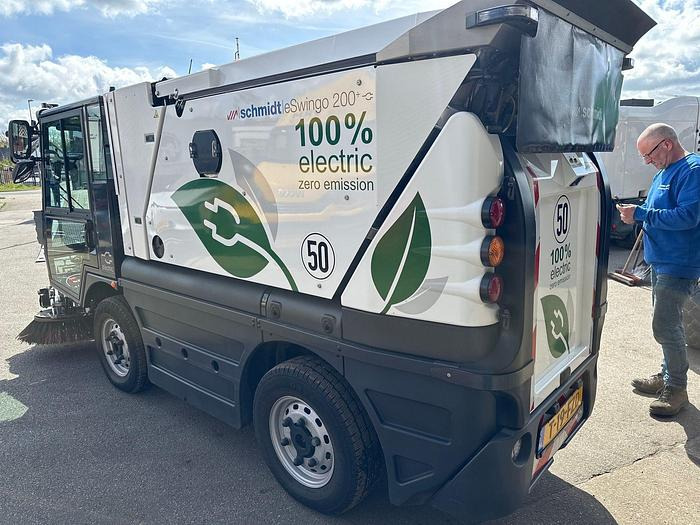 Schmidt eSwingo 200+ - Подметально-уборочная машина: фото 5 Schmidt eSwingo 200+ - Подметально-уборочная машина: фото 5