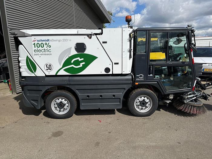 Schmidt eSwingo 200+ - Подметально-уборочная машина: фото 2 Schmidt eSwingo 200+ - Подметально-уборочная машина: фото 2