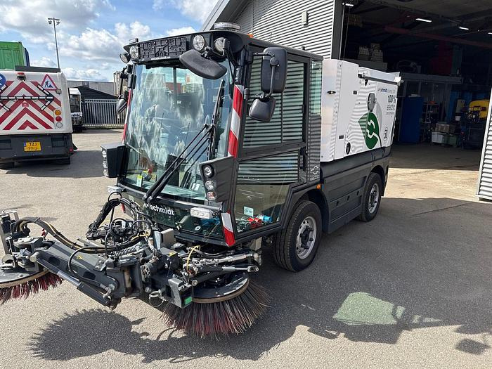 Schmidt eSwingo 200+ - Подметально-уборочная машина: фото 3 Schmidt eSwingo 200+ - Подметально-уборочная машина: фото 3