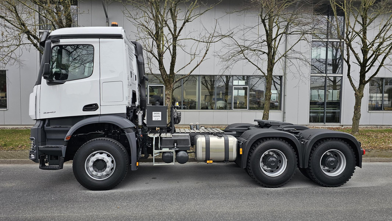 MERCEDES-BENZ Actros 3340 S 6x4 ADR Euro 3 Tractor Head - Тягач: фото 2 MERCEDES-BENZ Actros 3340 S 6x4 ADR Euro 3 Tractor Head - Тягач: фото 2